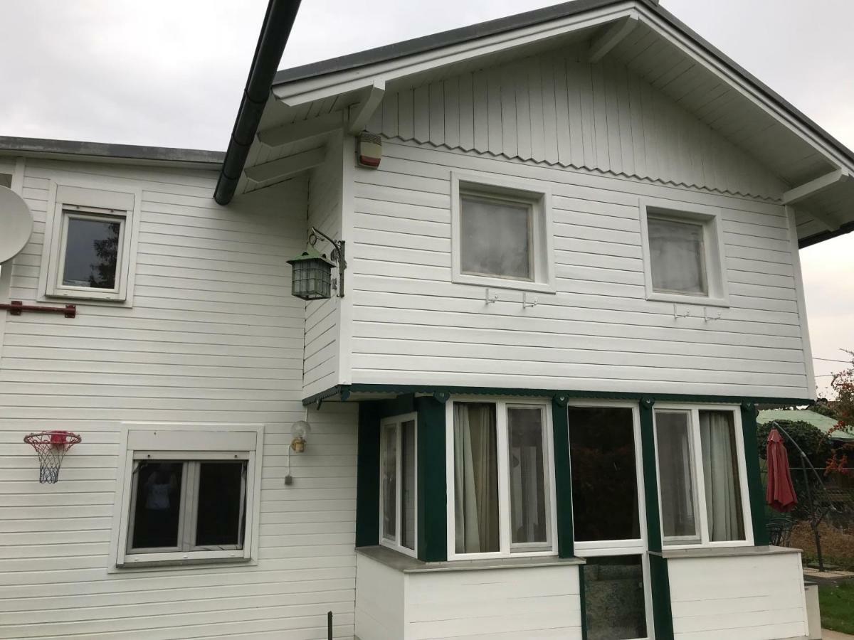 House At Lake "Alte Donau" In Bécs Kültér fotó